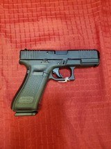 GLOCK 45 9MM LUGER (9x19 PARA) - 2 of 3