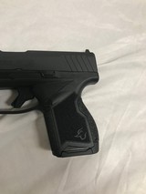 TAURUS GX4 9MM LUGER (9x19 PARA) - 2 of 3