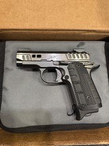 KIMBER MICRO 9 RAPIDE SCORPIUS 9MM LUGER (9X19 PARA) - 1 of 3