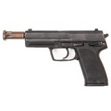 HECKLER & KOCH USP .40 S&W - 1 of 3