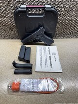 GLOCK G17 GEN 4 9MM LUGER (9X19 PARA) - 1 of 3