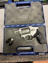 SMITH & WESSON 642-1 .38 SPL - 1 of 3