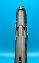 WALTHER PPQ .40 S&W - 2 of 3