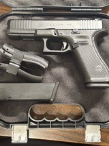 GLOCK G17 GEN5 9MM LUGER (9X19 PARA) - 2 of 3