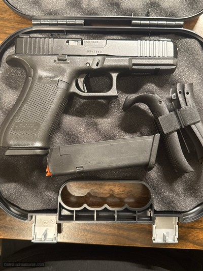 GLOCK G17 GEN5 9MM LUGER (9X19 PARA)