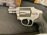 SMITH & WESSON 642-1 .38 SPL - 2 of 3