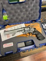 SMITH & WESSON MODEL 610 10MM - 1 of 3