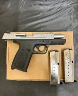 SMITH & WESSON SD40 VE .40 S&W - 3 of 3