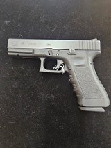 GLOCK 17 9MM LUGER (9x19 PARA) - 1 of 3