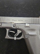 GLOCK 19 GEN 5 9MM LUGER (9x19 PARA) - 2 of 3