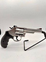 SMITH & WESSON MODEL 66-8 .357 MAG - 2 of 3