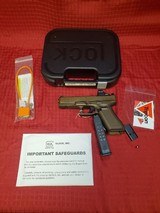 GLOCK G17 GEN5 MOS 9MM LUGER (9x19 PARA) - 1 of 3