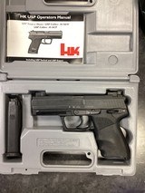 HECKLER & KOCH USP .40 S&W - 1 of 2