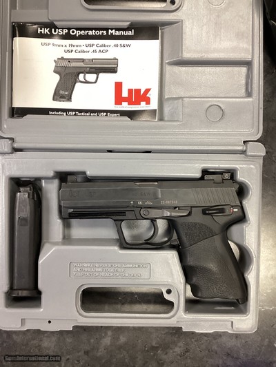 HECKLER & KOCH USP .40 S&W