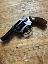 SMITH & WESSON MODEL 36 .38 SPL - 2 of 3