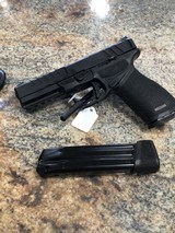 SPRINGFIELD ARMORY ECHELON 9MM LUGER (9x19 PARA) - 1 of 3