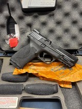 SMITH & WESSON M&P9 M2.0 9MM LUGER (9X19 PARA) - 2 of 3