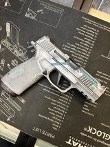 SIG SAUER P365 X-MACRO COMP 9MM LUGER (9X19 PARA) - 1 of 3