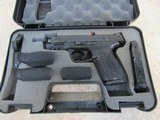 SMITH & WESSON M&P 40 M2.0 .40 S&W - 1 of 3