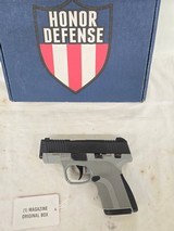 HONOR DEFENSE Honor Guard Two Tone w/1 Mag, Original Box 9MM LUGER (9x19 PARA) - 1 of 3