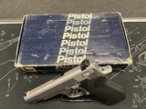 SMITH & WESSON 1006 10MM - 1 of 3