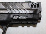 SMITH & WESSON PERFORMANCE CENTER M&P9 CARRY COMP (COMPACT) 9MM LUGER (9X19 PARA) - 3 of 3