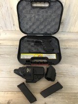 GLOCK 23 .40 S&W - 1 of 3