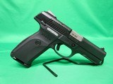 RUGER SR40 STANDARD .40 S&W - 2 of 3