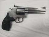 SMITH & WESSON 686 PLUS 3-5-7 MAGNUM SERIES .357 MAG