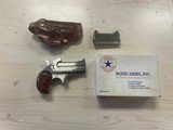 BOND ARMS TEXAS DEFENDER .45 LC/.410 GA - 1 of 2
