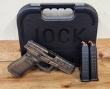 GLOCK 17 Gen 5 - Flag Cerakote 9MM LUGER (9x19 PARA) - 3 of 3