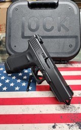 GLOCK G17 GEN 4 9MM LUGER (9X19 PARA) - 2 of 3