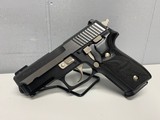 SIG SAUER P229 EQUINOX .40 S&W - 2 of 3