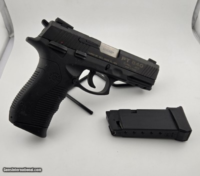 TAURUS PT 840 .40 S&W