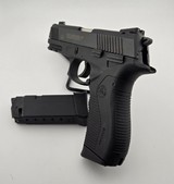 TAURUS PT 840 .40 S&W - 3 of 3