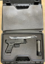 SPRINGFIELD XD-40 SUB COMPACT .40 S&W - 1 of 3