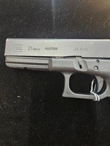 GLOCK 21 Gen 4 .45 ACP - 2 of 3