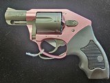 CHARTER ARMS The Pink Lady .38 SPL