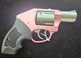 CHARTER ARMS The Pink Lady .38 SPL - 3 of 3