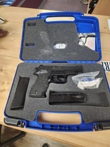 SIG SAUER P226 .40 S&W - 1 of 3