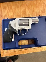 SMITH & WESSON 642-1 .38 SPL - 1 of 3