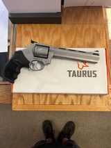 TAURUS TRACKER 627 .357 MAG - 1 of 3