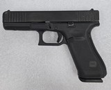 GLOCK G22 GEN 5 .40 CALIBER - 1 of 3