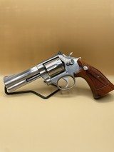 SMITH & WESSON 686-2 .357 MAG - 2 of 3