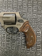 TAURUS 856 .38 SPL - 2 of 2