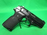 BERETTA 8040 COUGAR F .40 S&W - 2 of 3