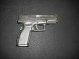 SPRINGFIELD ARMORY XD-40 .40 S&W - 1 of 2