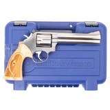 SMITH & WESSON 686-3 .357 MAG - 3 of 3