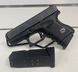 GLOCK 27 .40 S&W - 1 of 3