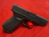 GLOCK G19 19 COMPACT GEN 4 9MM 9MM LUGER (9x19 PARA) - 1 of 3
